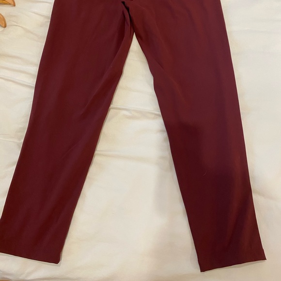 Lululemon Stretch High Rise 7/8 - Picture 2 of 2